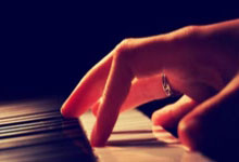 海星体育：[澳网]王欣瑜／郑赛赛晋级女双16强.